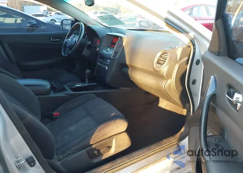 2014 Nissan Maxima 3.5 S z USA, uszkodzony, nr VIN 1N4AA5AP3EC444575